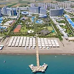Royal Wings Üdülőközpont 5*