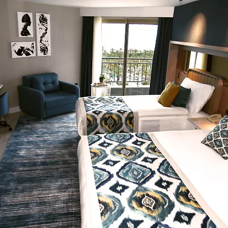 Semesteranläggning (resort) Royal Wings