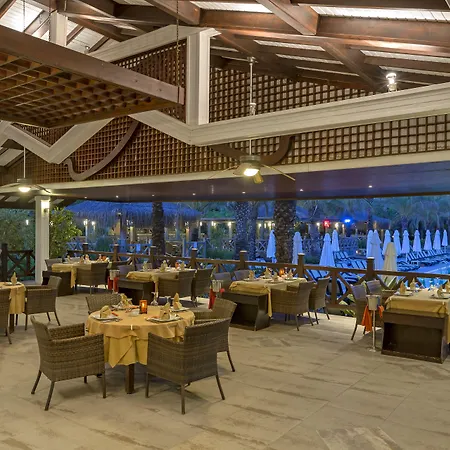 Royal Wings Semesteranläggning (resort) Antalya