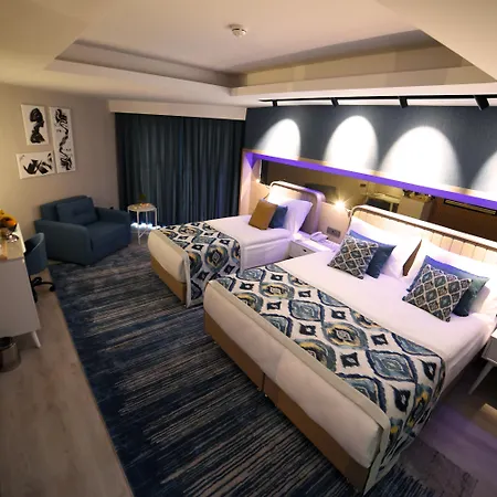 Complex Royal Wings Antalya