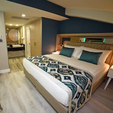 Resort Royal Wings 5*