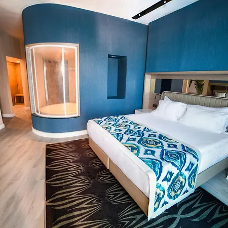 Royal Wings Resort 5*